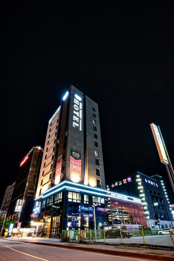 Siheung Seoul Tourist Hotel Экстерьер фото